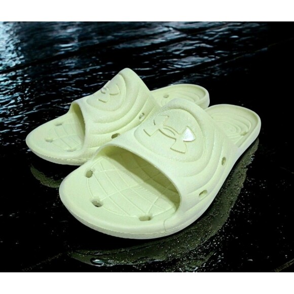 Under Armour Mens 10 Locker Slides Sandals Slip On UA Neon Green - Picture 1 of 8